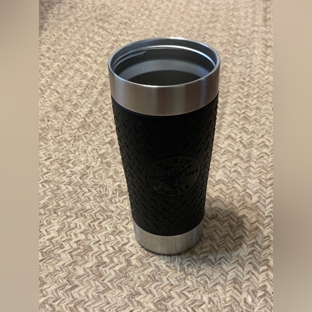 2019 Klein Tools Stainless Steel/ Rubber Tumbler Insulated 20 oz. No Lid